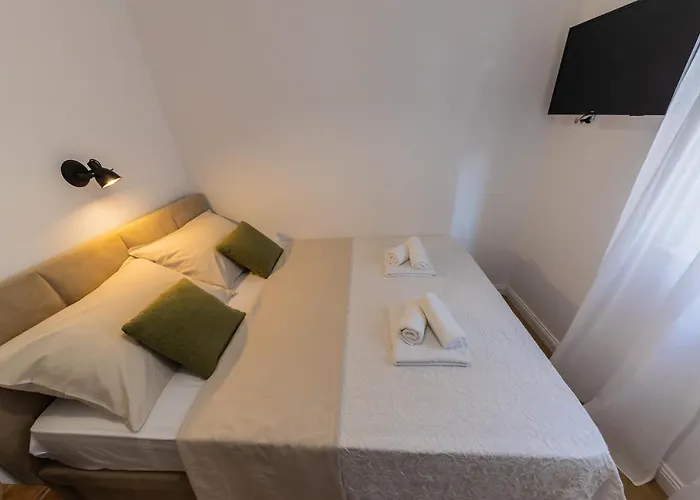 22 Apartment