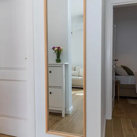 22 Apartment